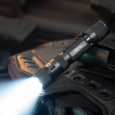 E9R GEN4 - 2,550 Lumen Tactical EDC Flashlight