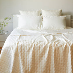 Bamboo Quilted Coverlet - Ivory